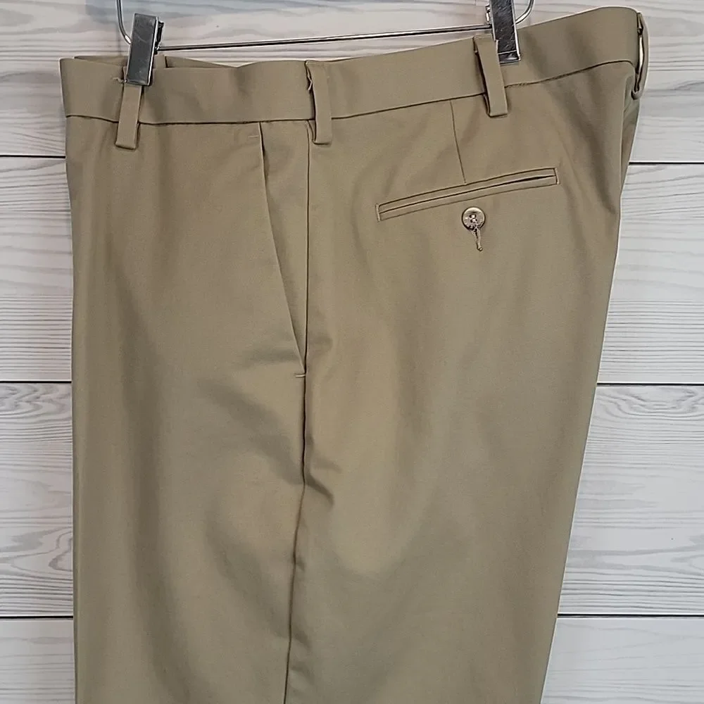 Dockers D3 classic fit tan chinos straight leg flat panel front Men's Size 40X29